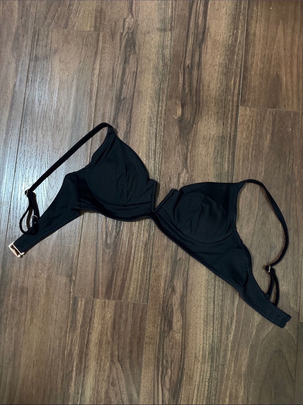 Bikini top